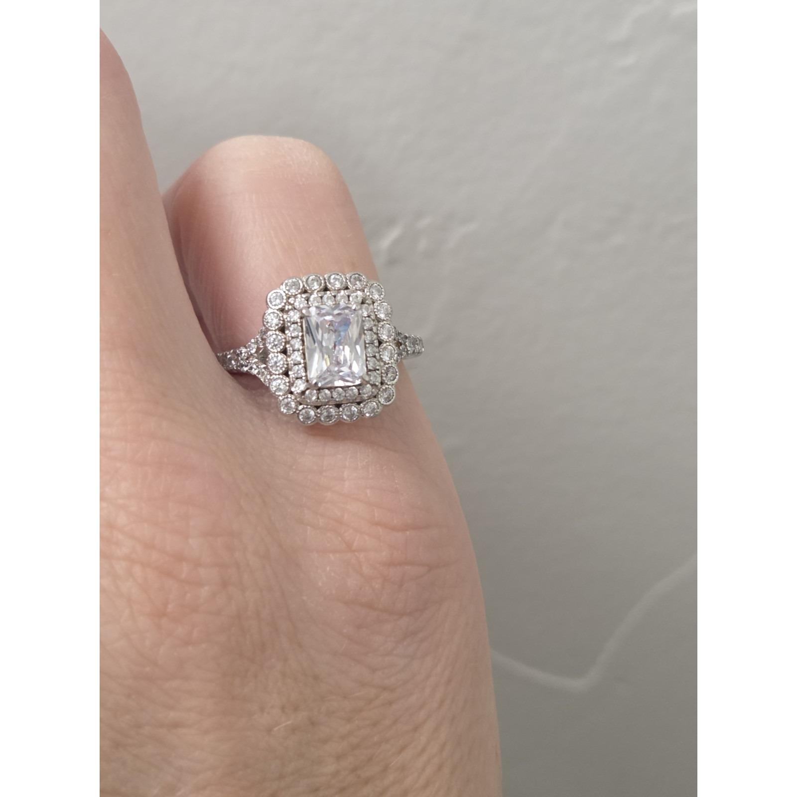 Sterling Silver Chic Emerald Cut Halo Clear Cz Engagement Ring Size 6